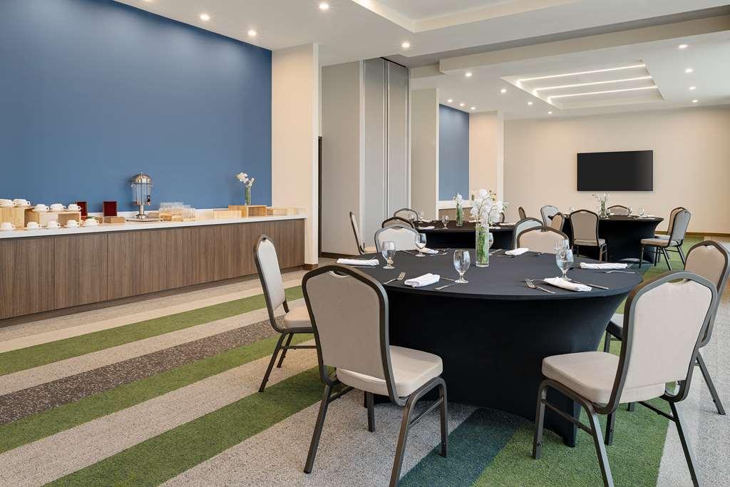 Hilton Garden Inn San Jose Airport City Mall Alajuela Facilidades foto